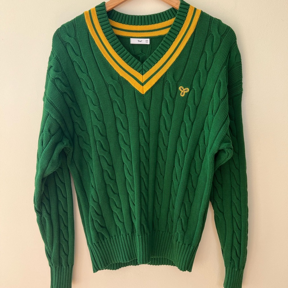 Aritzia Tna Women’s Cable Knit Sweater